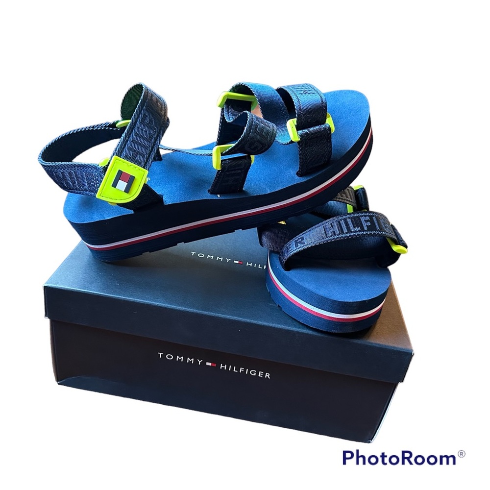 Tommy Hilfiger platform sandals